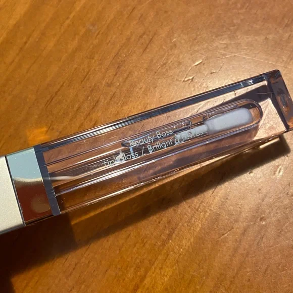 Stila Beauty Boss Lip Gloss Transparency - Picture 6 of 16